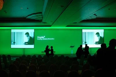 Impresión Para Eventos: Combina Fondos De Escenario, Camisetas Impresas Y Otros Productos Para Eventos-3