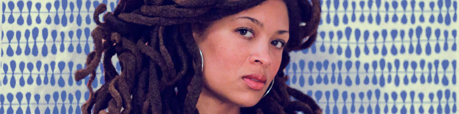 Camisetas Serigrafiadas Para La Cantante Valerie June-