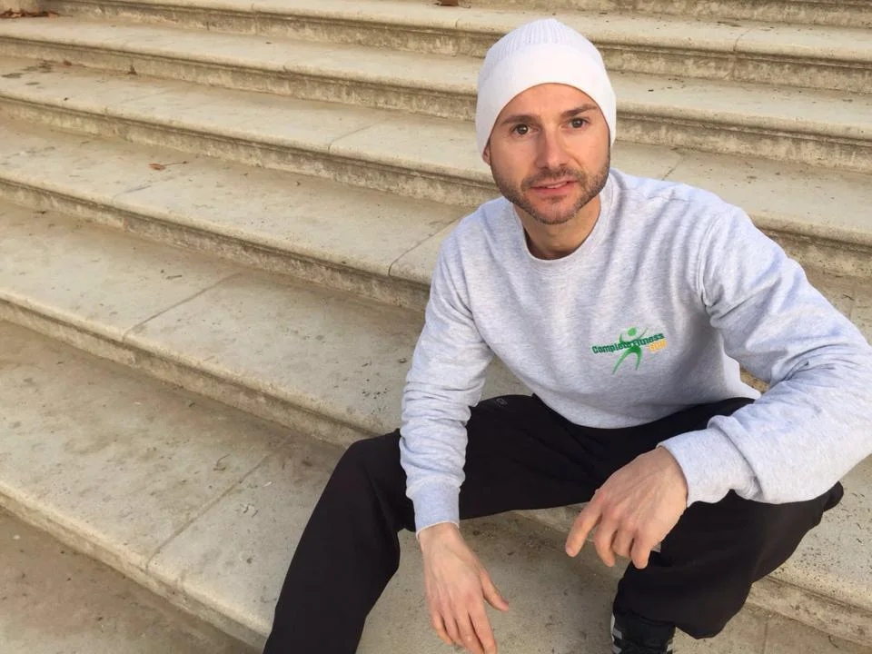 Ropa deportiva de exterior con bordado del logotipo