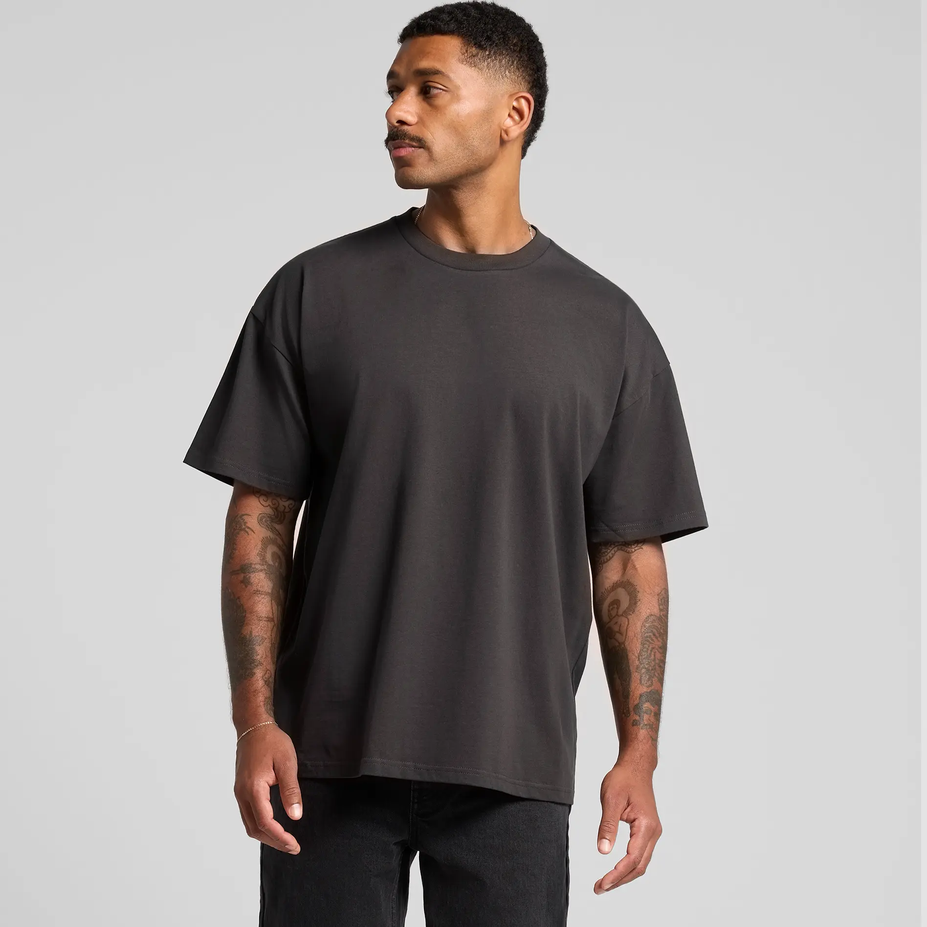 5069_CLASSIC_OVERSIZED_TEE_LOOSE.webp
